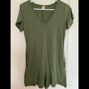 Smash + Tess’s Sunday Shorty in Moss